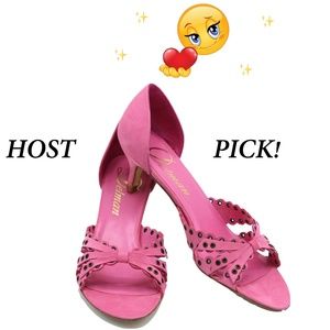 **SOLD** DELMAN Pink Suede Kitten Heel Sandal Pump